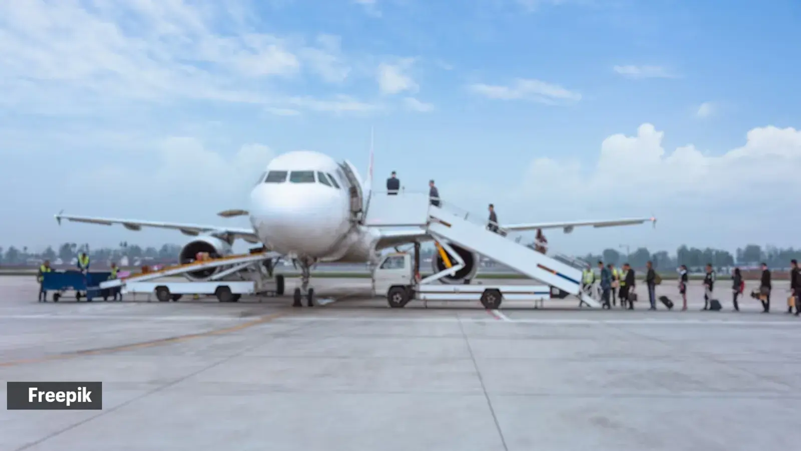 Kolkata-bound Malaysia Airlines flight lands safely after laser beam disrupts approach